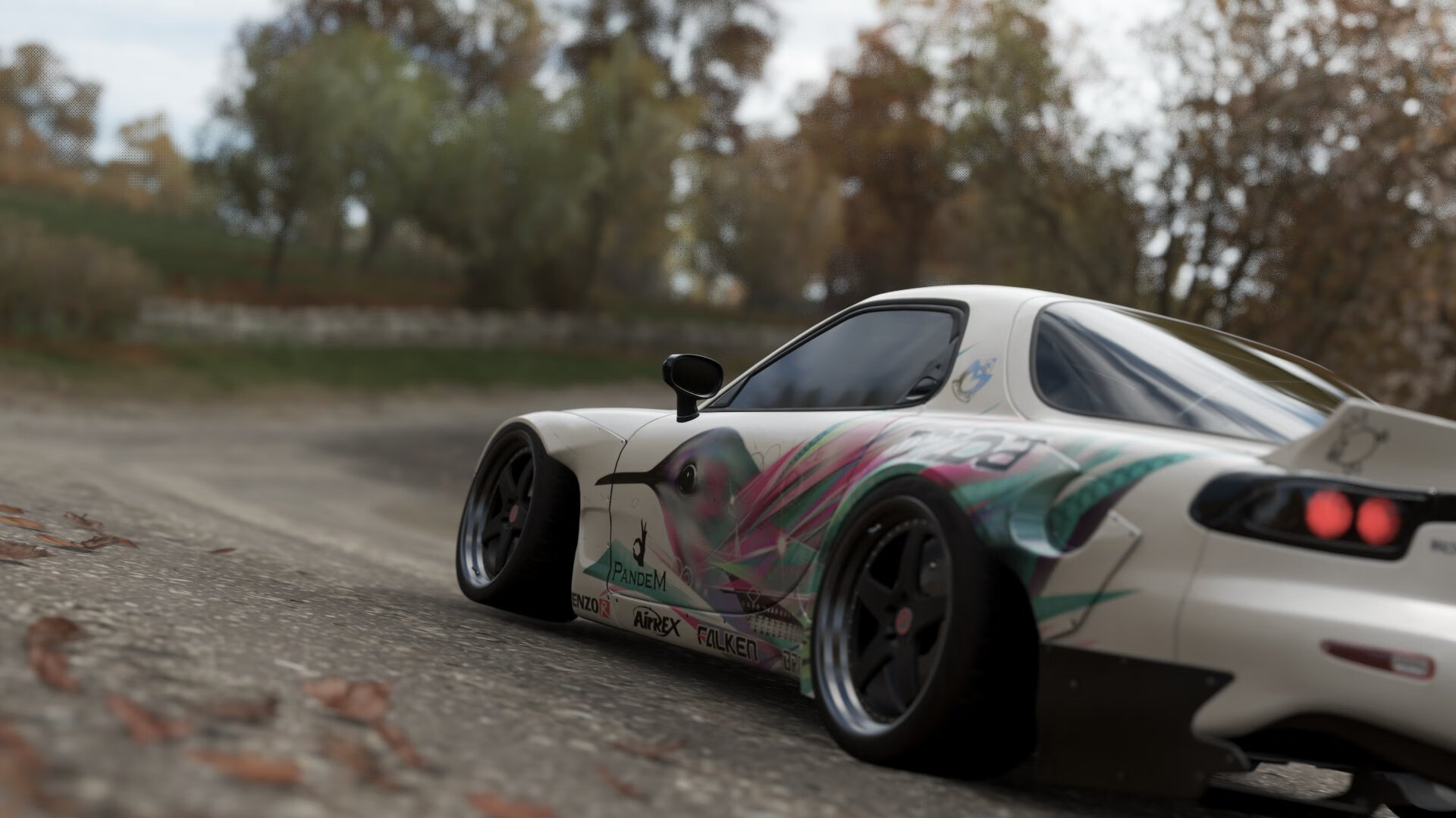 “徒步定向越野:东部新区赛场极速挑战大自然”