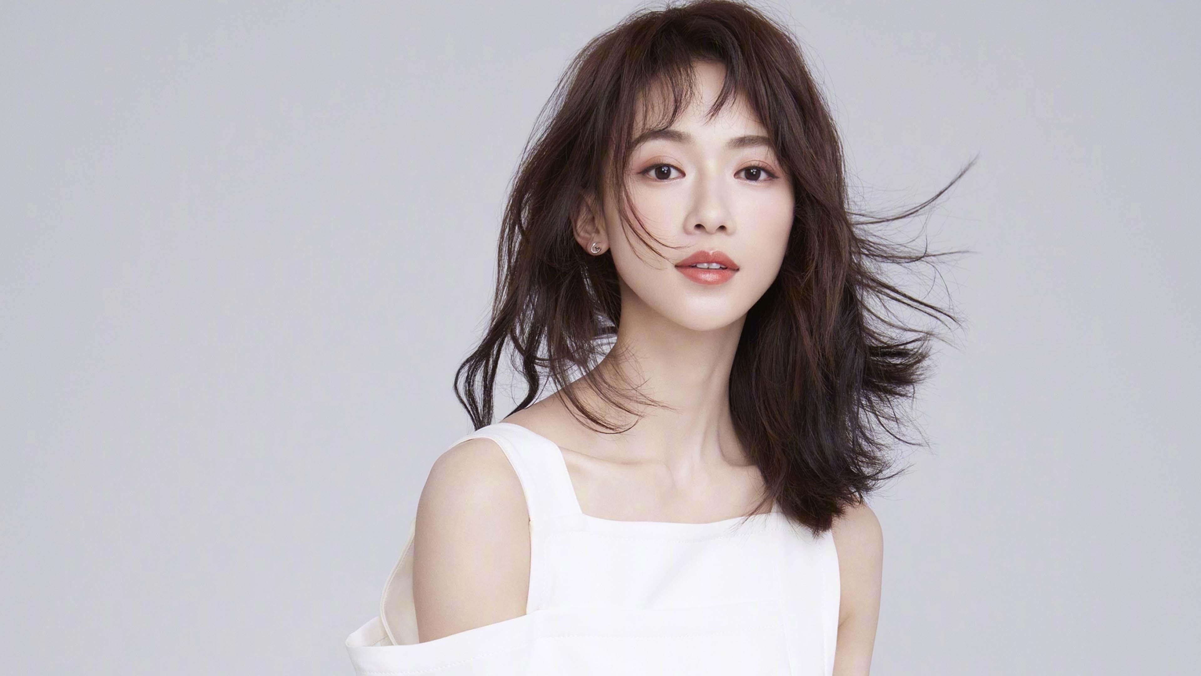 女子仰泳划频表现突出，女子仰泳100米