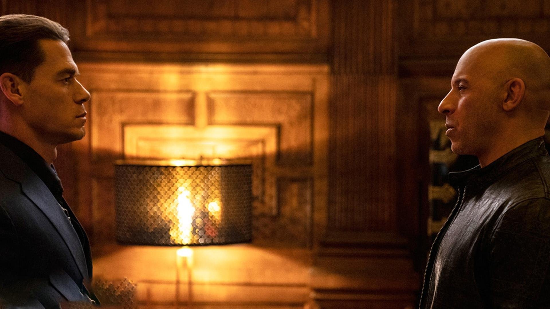 开云体育在线-都灵中场厚度保障防线稳定性，都灵主场球衣